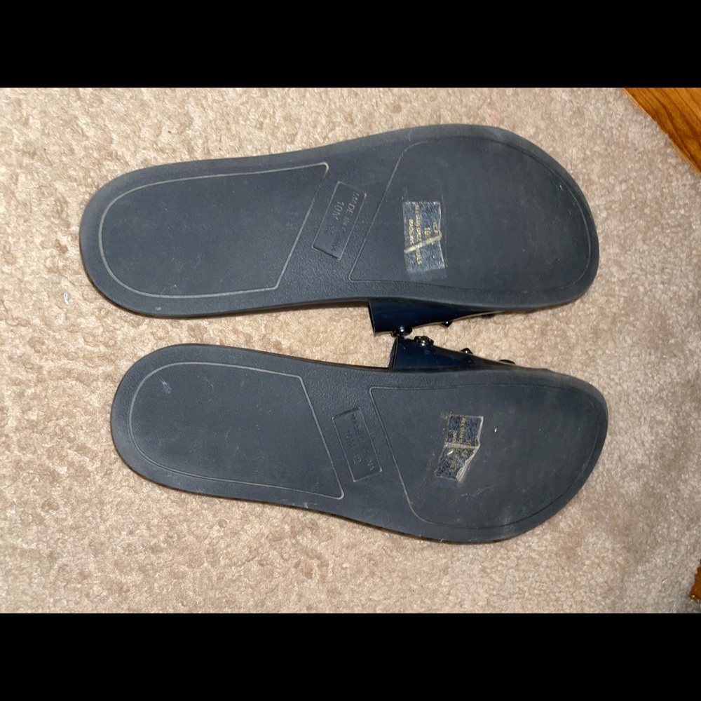 Vince Camuto sandals - Picture 3 of 3